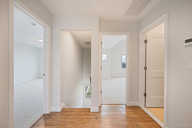 115 Riviera Parkway, Lindenhurst, NY 11757