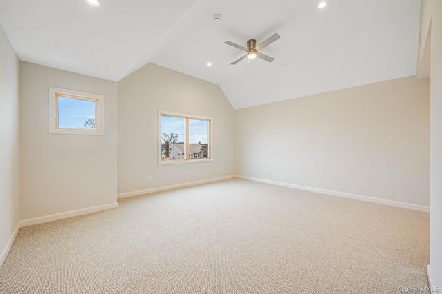 115 Riviera Parkway, Lindenhurst, NY 11757