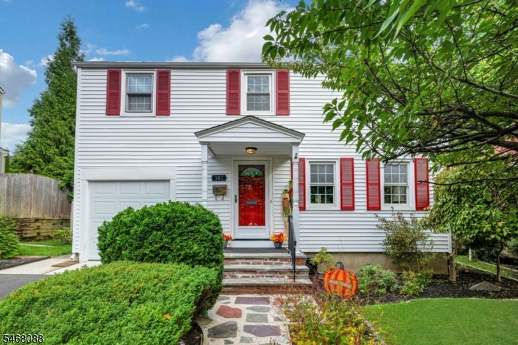 187 Bay Ave, Bloomfield Twp., NJ 07003 — photo 2