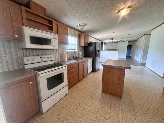 2982 N 6TH STREET, Orlando, FL 32820