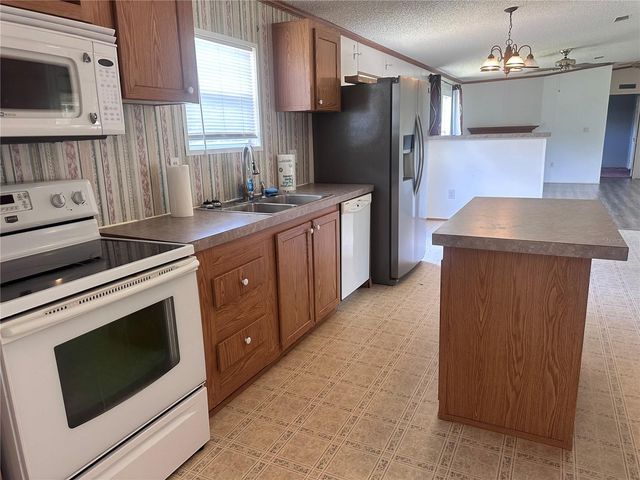 2982 N 6TH STREET, Orlando, FL 32820
