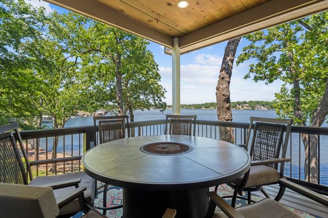 31694 S 622 Road, Grove, OK 74344