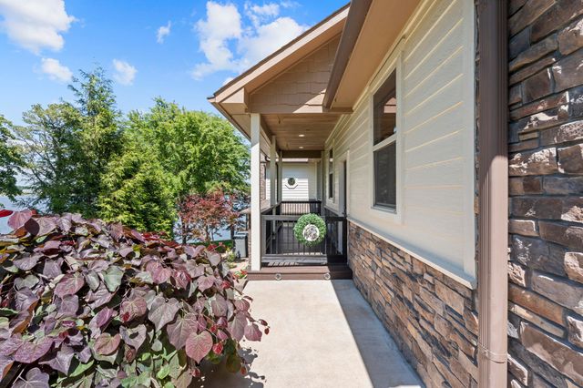 31694 S 622 Road, Grove, OK 74344