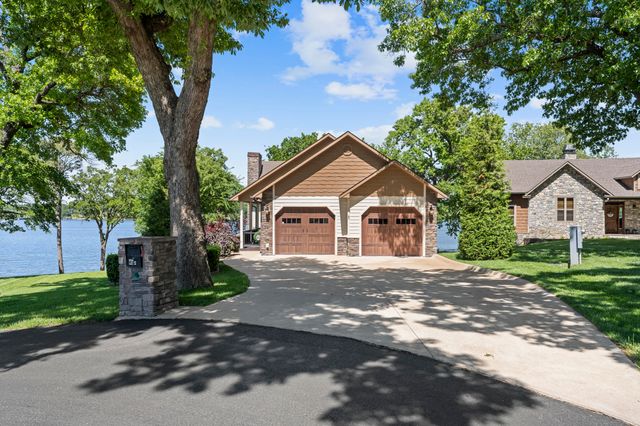 31694 S 622 Road, Grove, OK 74344