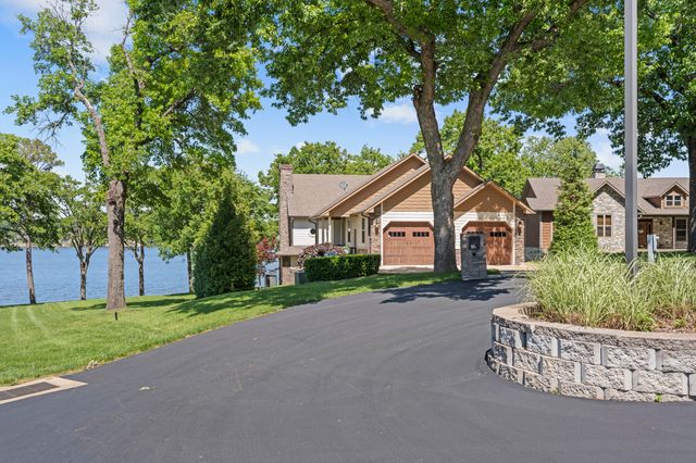 31694 S 622 Road, Grove, OK 74344