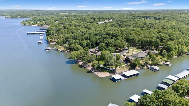 31694 S 622 Road, Grove, OK 74344