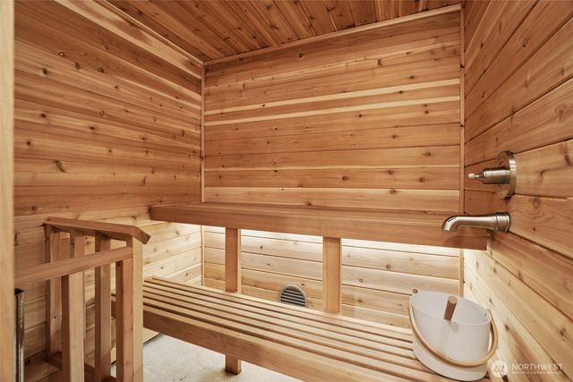 3721 NW 378th Street, La Center, WA 98629