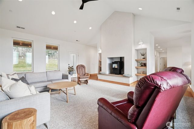 3721 NW 378th Street, La Center, WA 98629