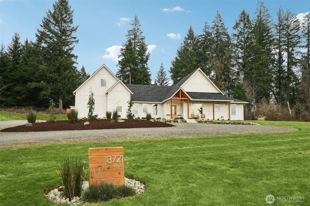 3721 NW 378th Street, La Center, WA 98629