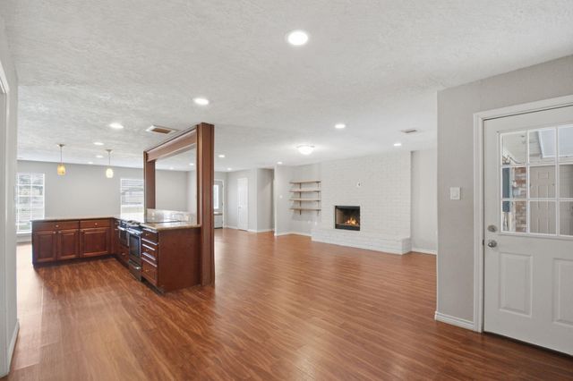 25302 Friar Lake Lane, Spring, TX 77373