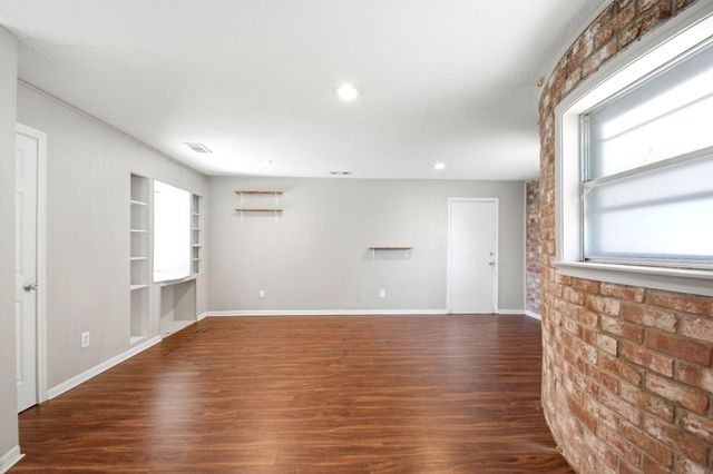25302 Friar Lake Lane, Spring, TX 77373