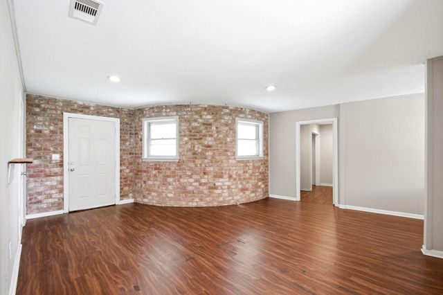 25302 Friar Lake Lane, Spring, TX 77373