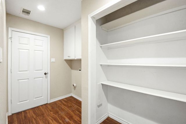 25302 Friar Lake Lane, Spring, TX 77373
