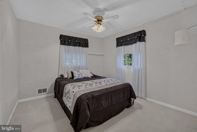 702 GLENEAGLES DR, Fort Washington, MD 20744