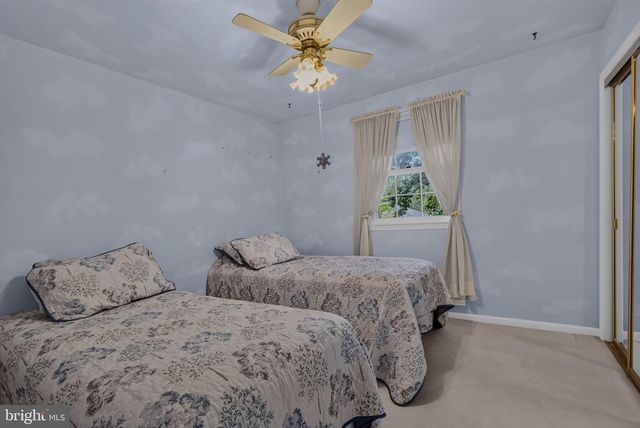 702 GLENEAGLES DR, Fort Washington, MD 20744