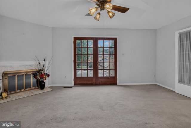702 GLENEAGLES DR, Fort Washington, MD 20744