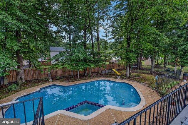 702 GLENEAGLES DR, Fort Washington, MD 20744
