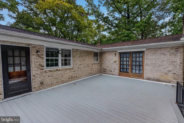 702 GLENEAGLES DR, Fort Washington, MD 20744