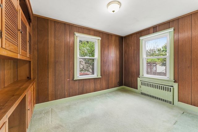 97 Lancaster St, Springfield, MA 01118