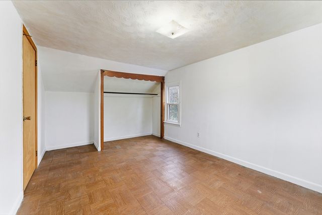 97 Lancaster St, Springfield, MA 01118