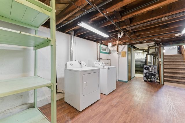 97 Lancaster St, Springfield, MA 01118
