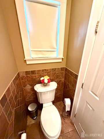 33 Livingston Avenue, Avenel, NJ 07001