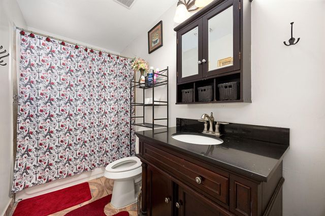 2610 Lynnfield Street, Houston, TX 77093