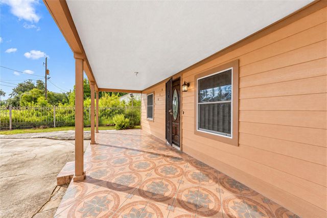 2610 Lynnfield Street, Houston, TX 77093