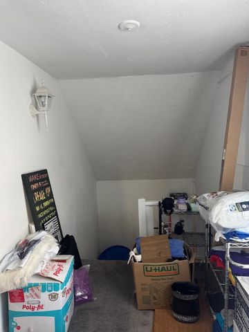 9043 S Ellis Avenue, Chicago, IL 60619