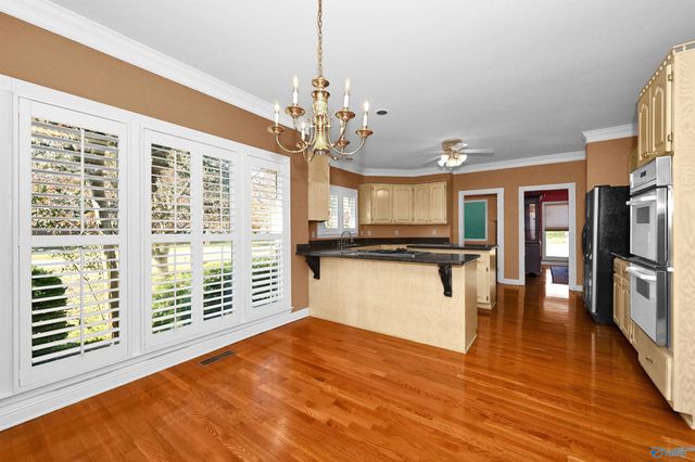 2642 College Street, Courtland, AL 35618