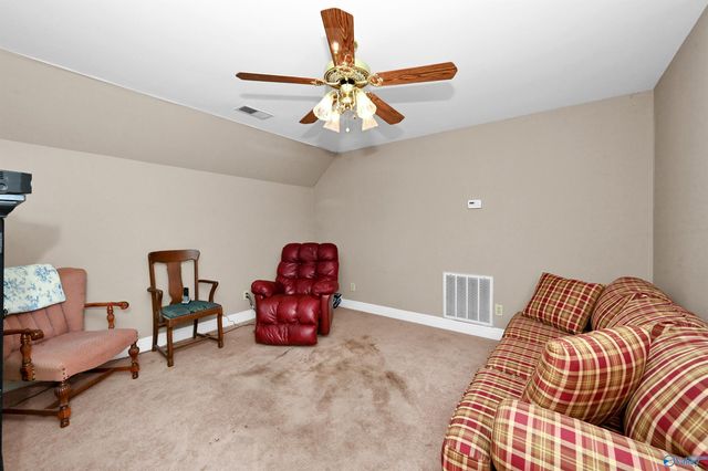 2642 College Street, Courtland, AL 35618