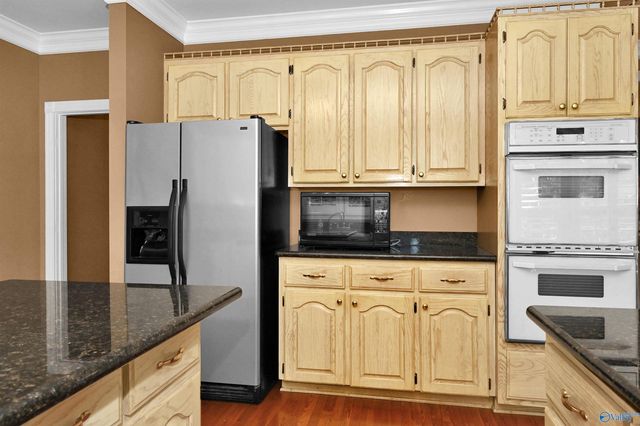 2642 College Street, Courtland, AL 35618