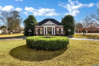 2642 College Street, Courtland, AL 35618