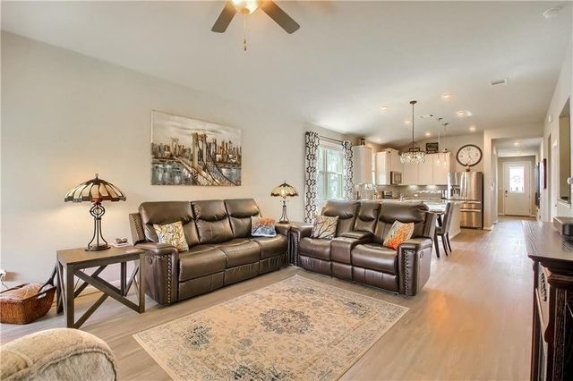 1516 Ida Nell Pearson ST, Leander, TX 78641