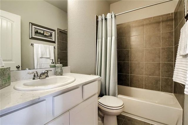 1516 Ida Nell Pearson ST, Leander, TX 78641