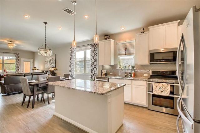 1516 Ida Nell Pearson ST, Leander, TX 78641