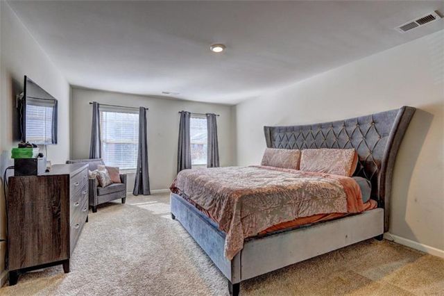 3670 Lilly Brook Drive, Loganville, GA 30052