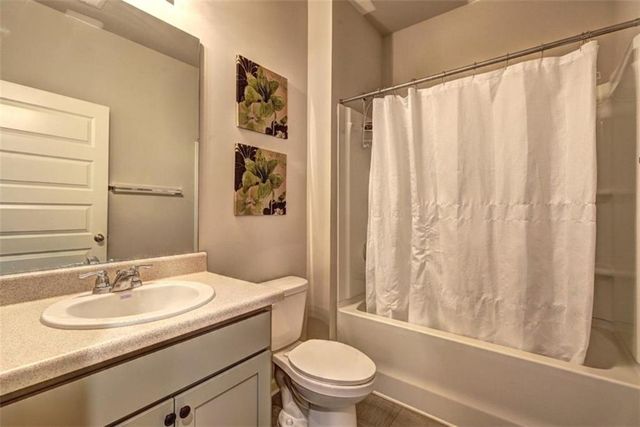 3670 Lilly Brook Drive, Loganville, GA 30052