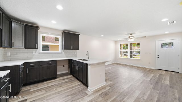 3321 ALMEDA Street, Jacksonville, FL 32209