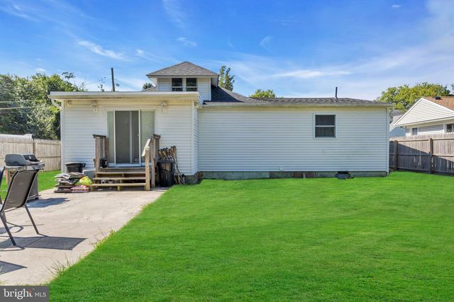 49 ILLINOIS AVE, Waretown, NJ 08758