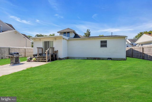 49 ILLINOIS AVE, Waretown, NJ 08758