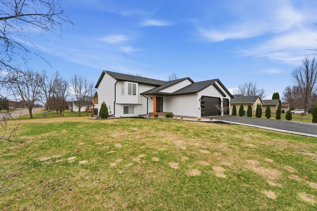 5105 Black Duck Lane, Big Lake, MN 55309