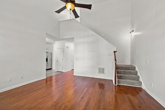 421 Normandy Cir, Nashville, TN 37209