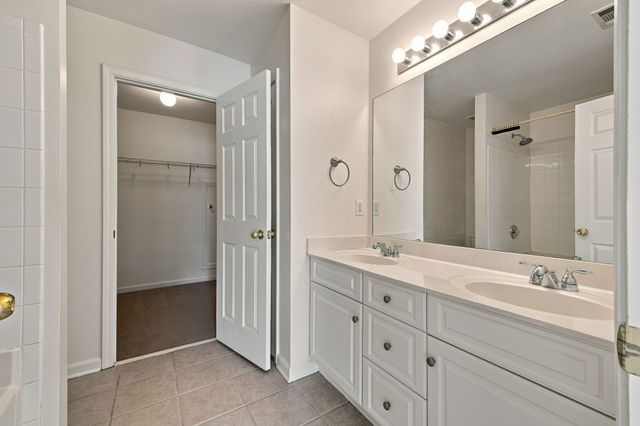 421 Normandy Cir, Nashville, TN 37209