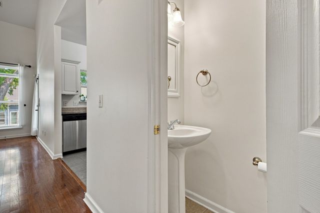421 Normandy Cir, Nashville, TN 37209