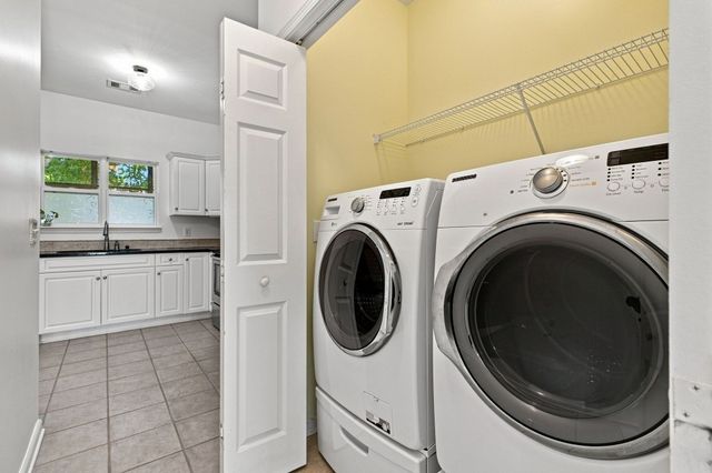 421 Normandy Cir, Nashville, TN 37209