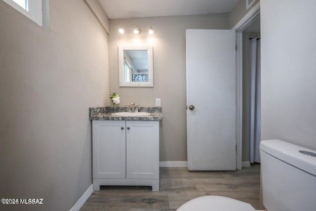 1304 E Irvington Road, Tucson, AZ 85714