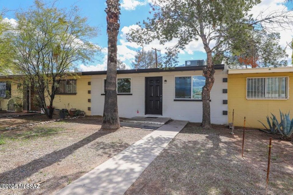 1304 E Irvington Road, Tucson, AZ 85714