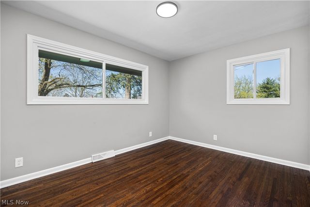 105 N Woodhill Drive, Amherst, OH 44001