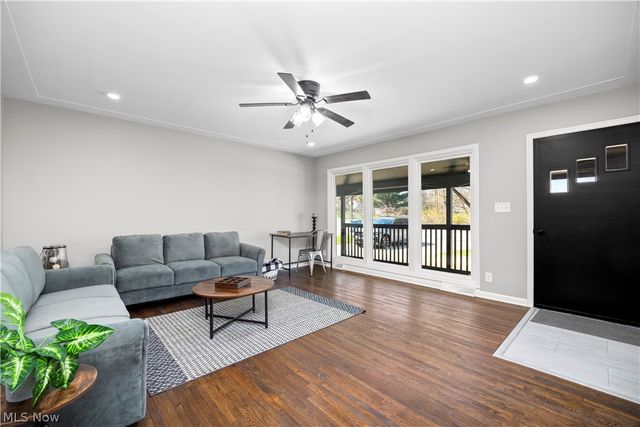 105 N Woodhill Drive, Amherst, OH 44001